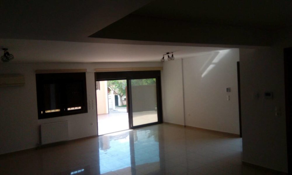 IMG-65fcbbf3dea78e01f29d4b5f72b7f427-V