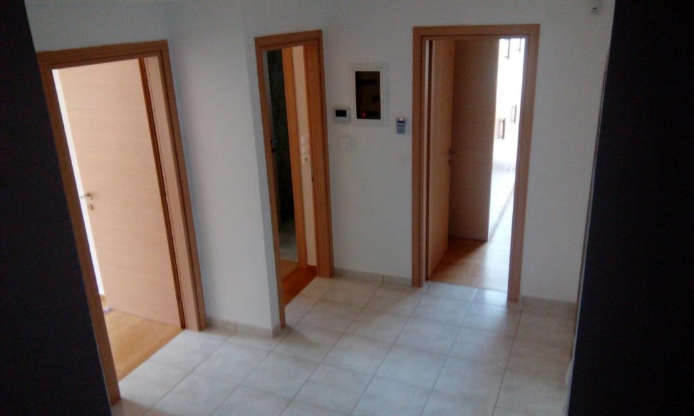 IMG-d7abfd14bec0814ea46588dd6260f347-V